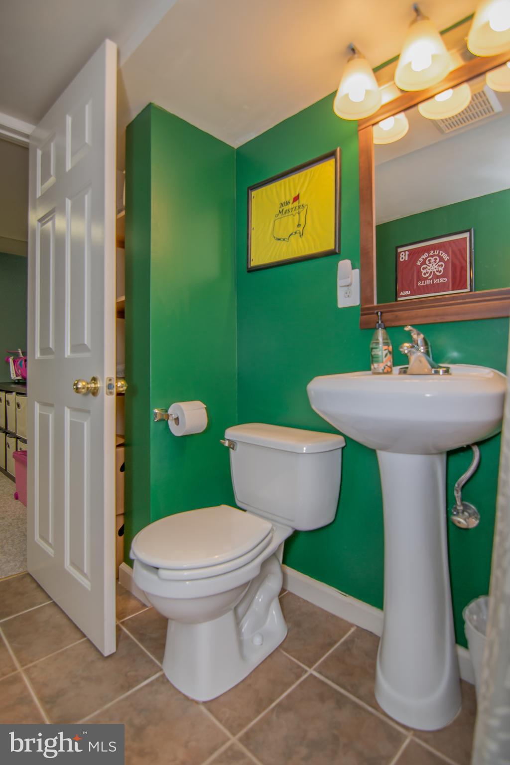 5518 Yorkshire Street Springfield, VA 22151 - Photo 29 of 52 Gallery Image 29