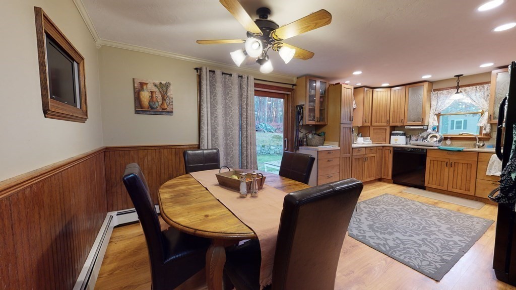 517 Douglas Road Northbridge, MA 01588 - Photo 12 of 41 Gallery Image 12
