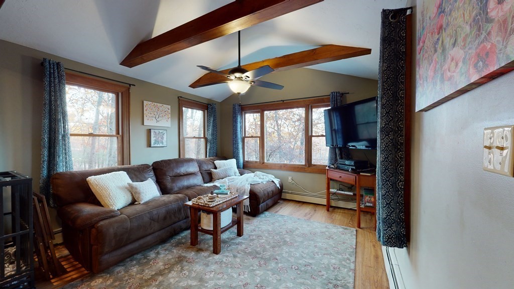 517 Douglas Road Northbridge, MA 01588 - Photo 4 of 41 Gallery Image 4