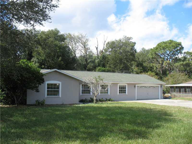205 South Kingsway Road Seffner, FL 33584 - Photo 1 of 1 Exterior Front - Front View