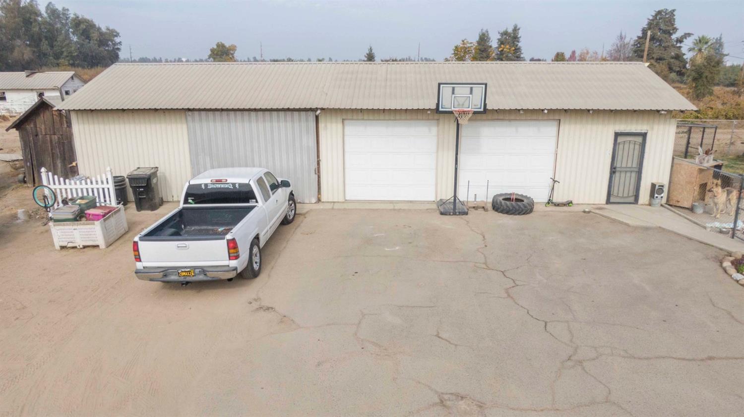 42871 Road 72 Reedley, CA 93654 - Photo 14 of 49