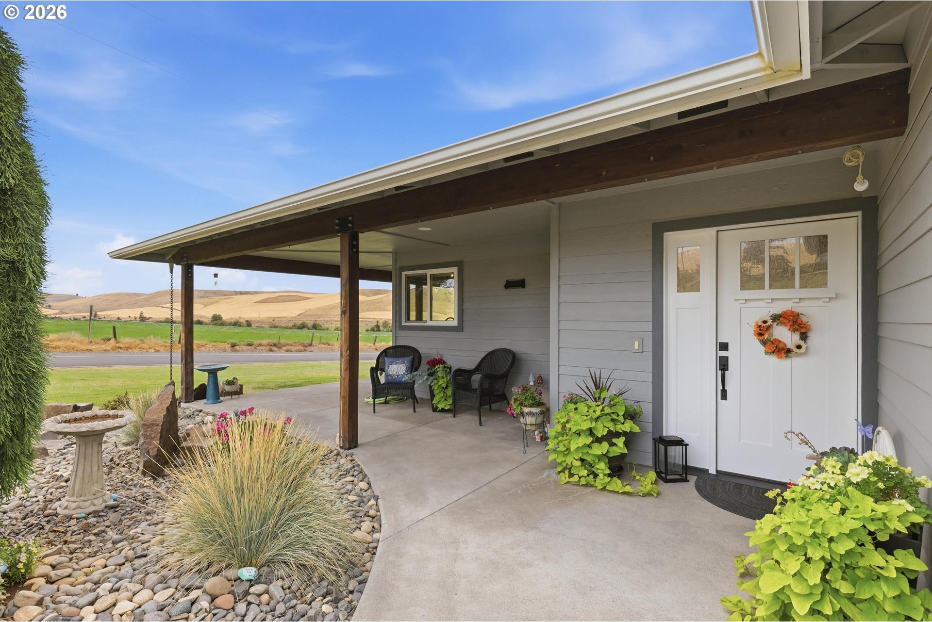 226 Heimrich Street Dufur, OR 97021 - Photo 3 of 48 Gallery Image 3