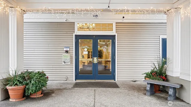 $486,900 | 2244 132nd Avenue Southeast, Unit B305, Bellevue, WA 98005