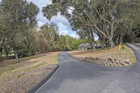 $3,400,000 | 18355 Idylwild Road, Los Gatos, CA 95033