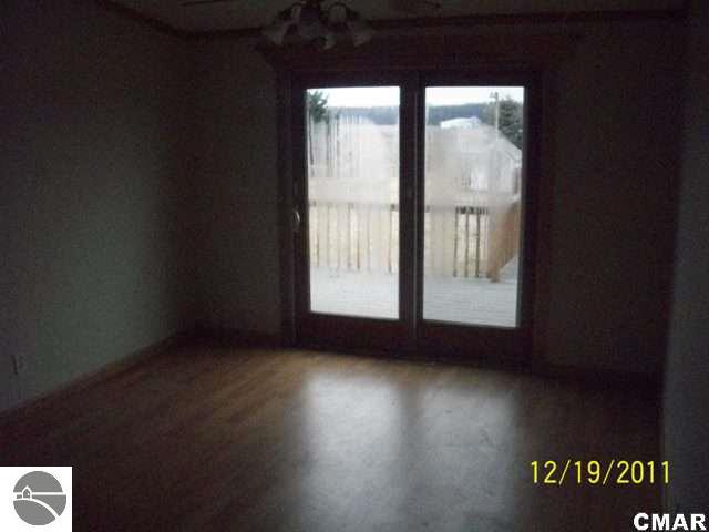 5969 East Baseline Road Mount Pleasant, MI 48858 - Photo 9 of 16 1768432-8.JPG