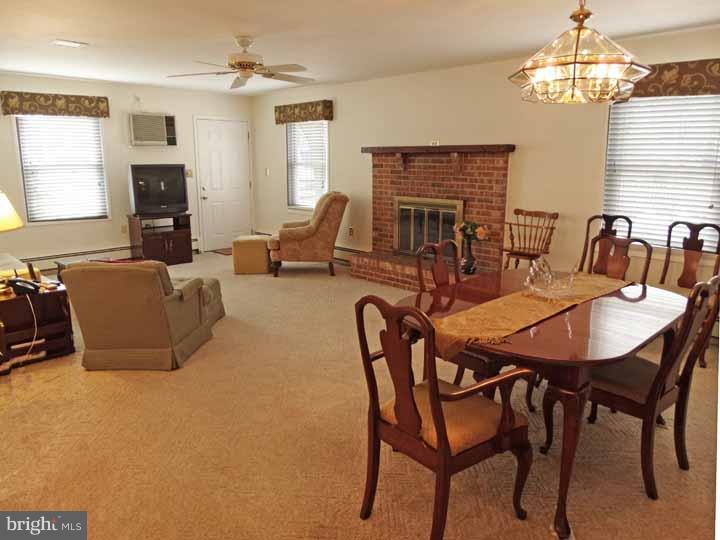 23 Long Loop Road Levittown, PA 19056 - Photo 8 of 23 Gallery Image 8