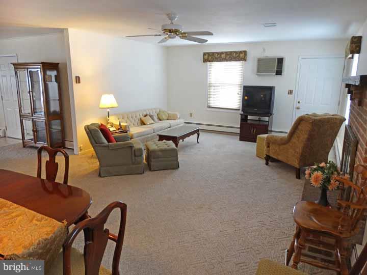 23 Long Loop Road Levittown, PA 19056 - Photo 9 of 23 Gallery Image 9