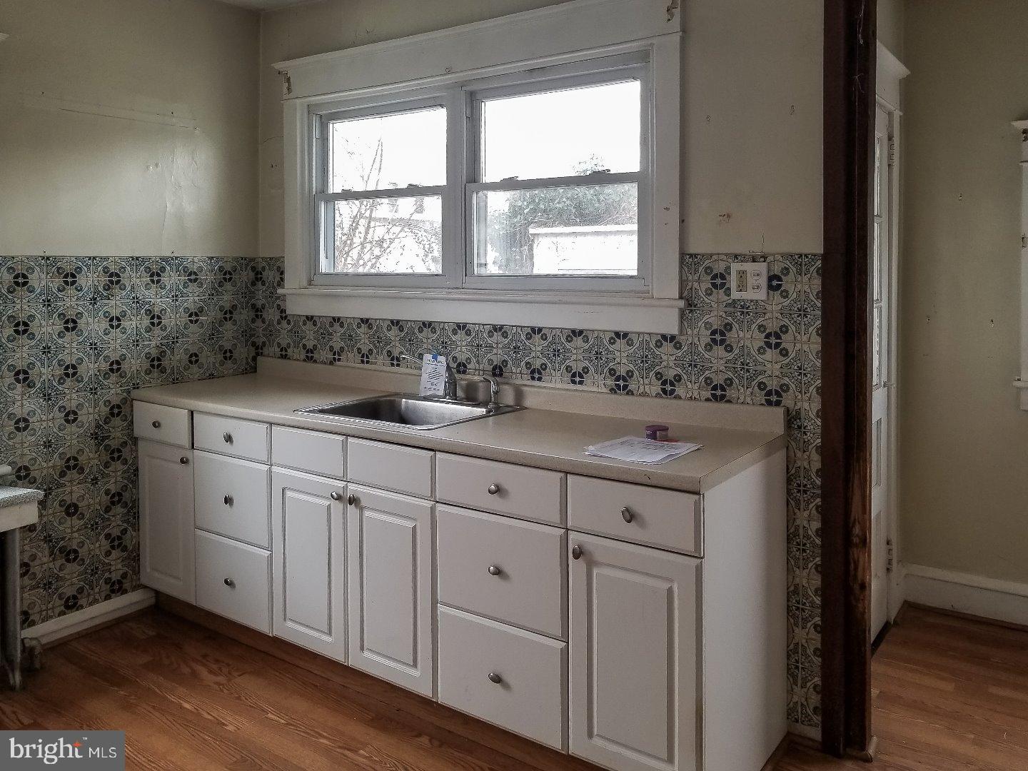 303 Pomeroy Street Ridley Park, PA 19078 - Photo 10 of 20 Kitchen