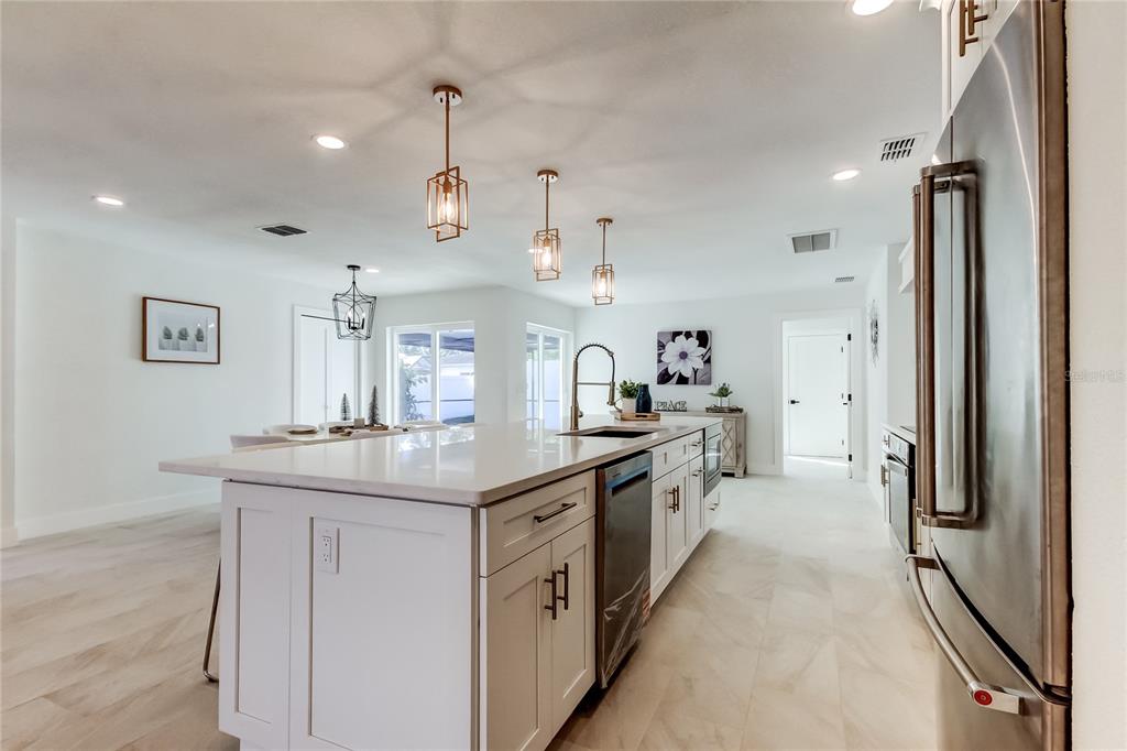 12172 Wild Acres Road Largo, FL 33773 - Photo 11 of 56