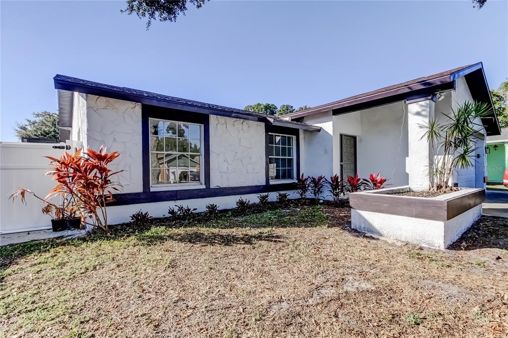 12172 Wild Acres Road Largo, FL 33773 - Photo 54 of 56