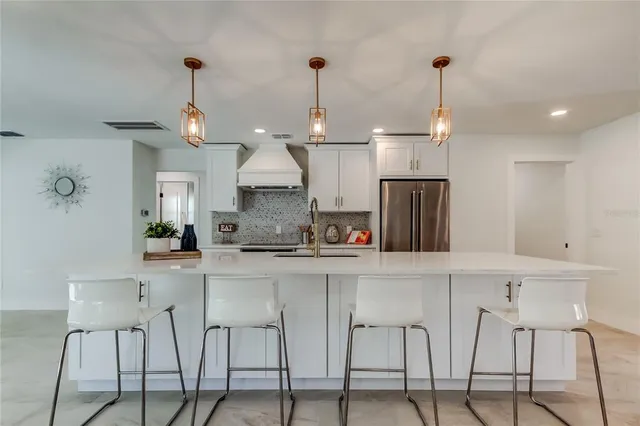 $625,000 | 12172 Wild Acres Road, Largo, FL 33773