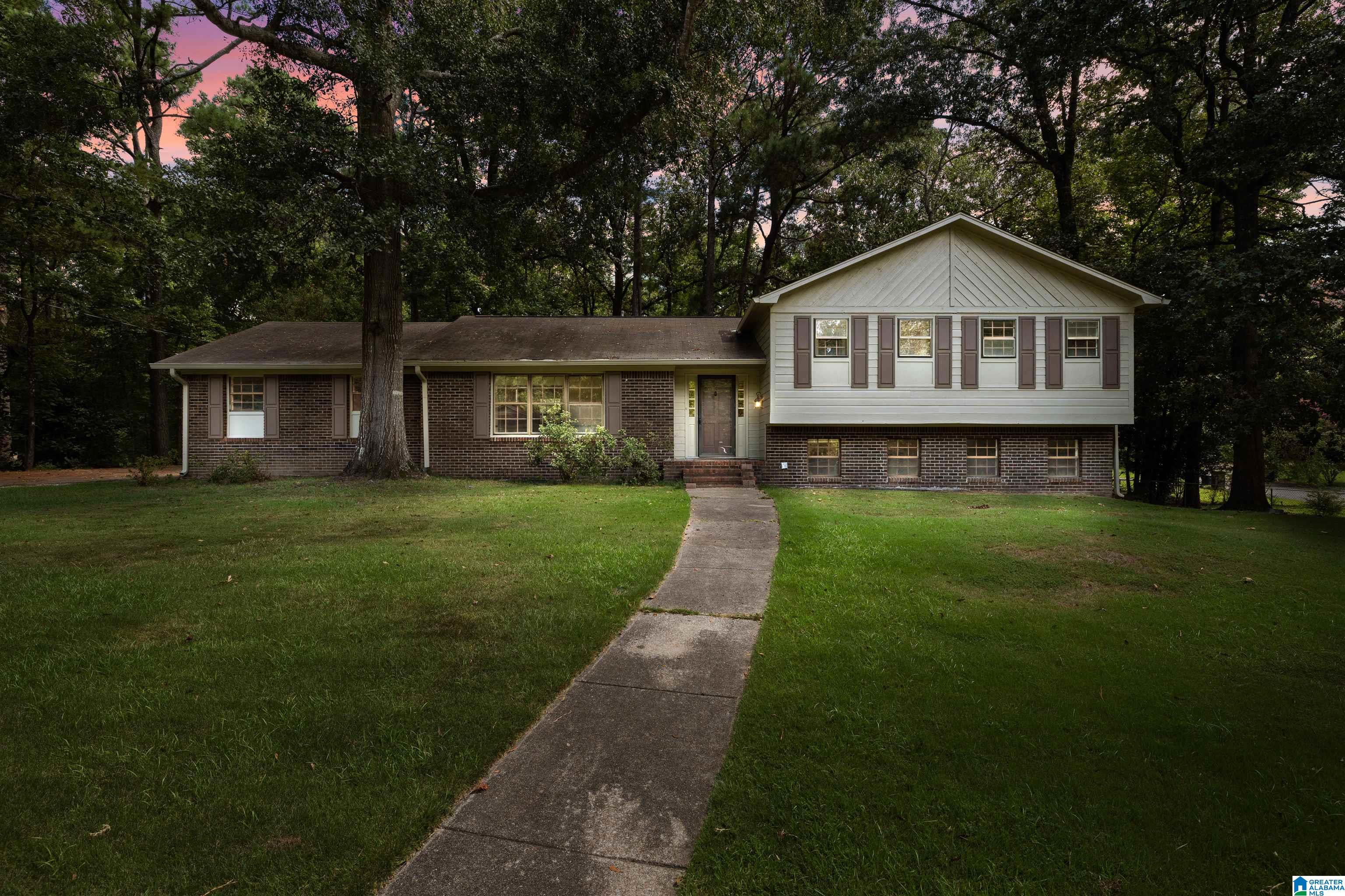 151 Mission Drive Alabaster, AL 35007 - Photo 1 of 26