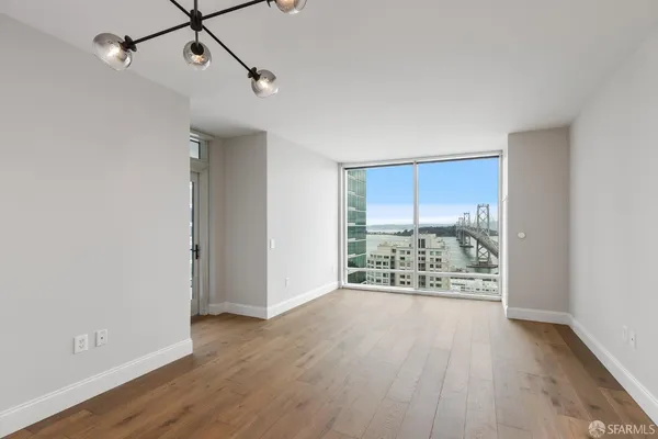 $5,490 | 425 1st Street, Unit 2308, San Francisco, CA 94105