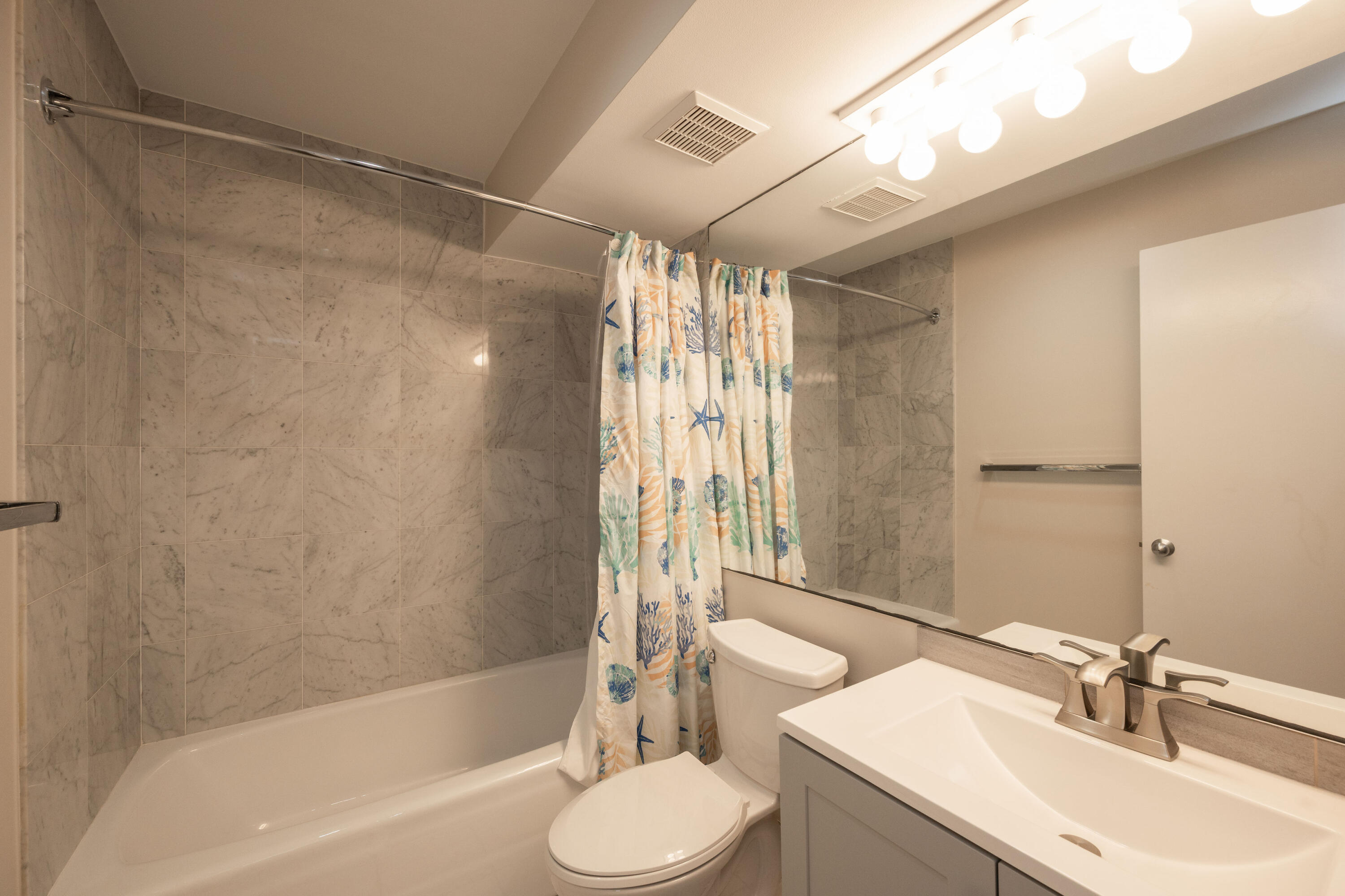 115 Front Street, Unit 102 Key West, FL 33040 - Photo 15 of 23 BATH 2