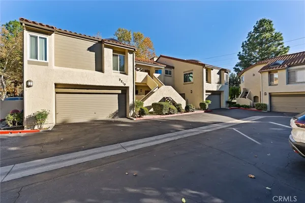 $456,000 | 3210 Darby Street, Unit 102, Simi Valley, CA 93063