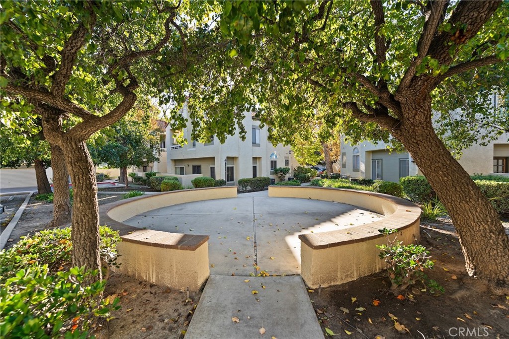 3210 Darby Street, Unit 102 Simi Valley, CA 93063 - Photo 30 of 32