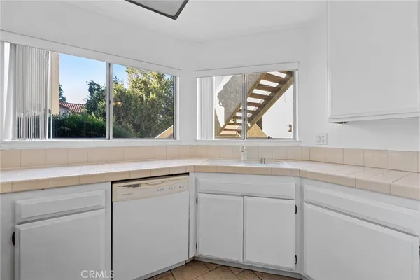 $456,000 | 3210 Darby Street, Unit 102, Simi Valley, CA 93063