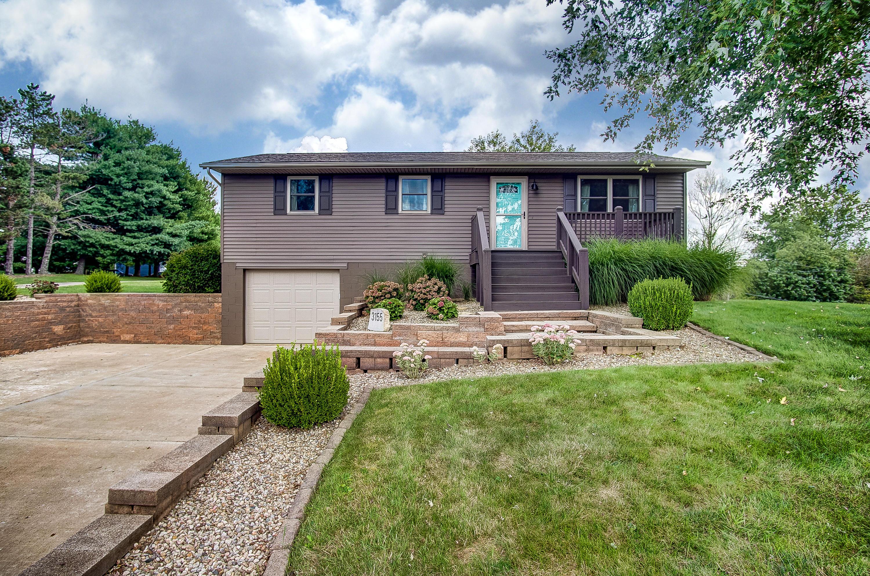 3155 Wayne Ridge Road Zanesville, OH 43701 - Photo 1 of 30