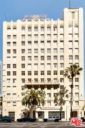 $4,980 | 6253 Hollywood Boulevard, Unit 702, Los Angeles, CA 90028