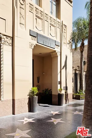 $4,980 | 6253 Hollywood Boulevard, Unit 702, Los Angeles, CA 90028