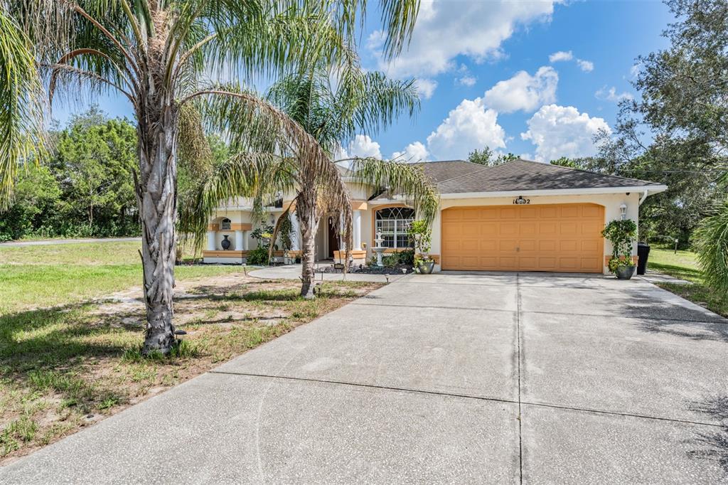 16402 Fringe Tree Drive Spring Hill, FL 34610 - Photo 7 of 51