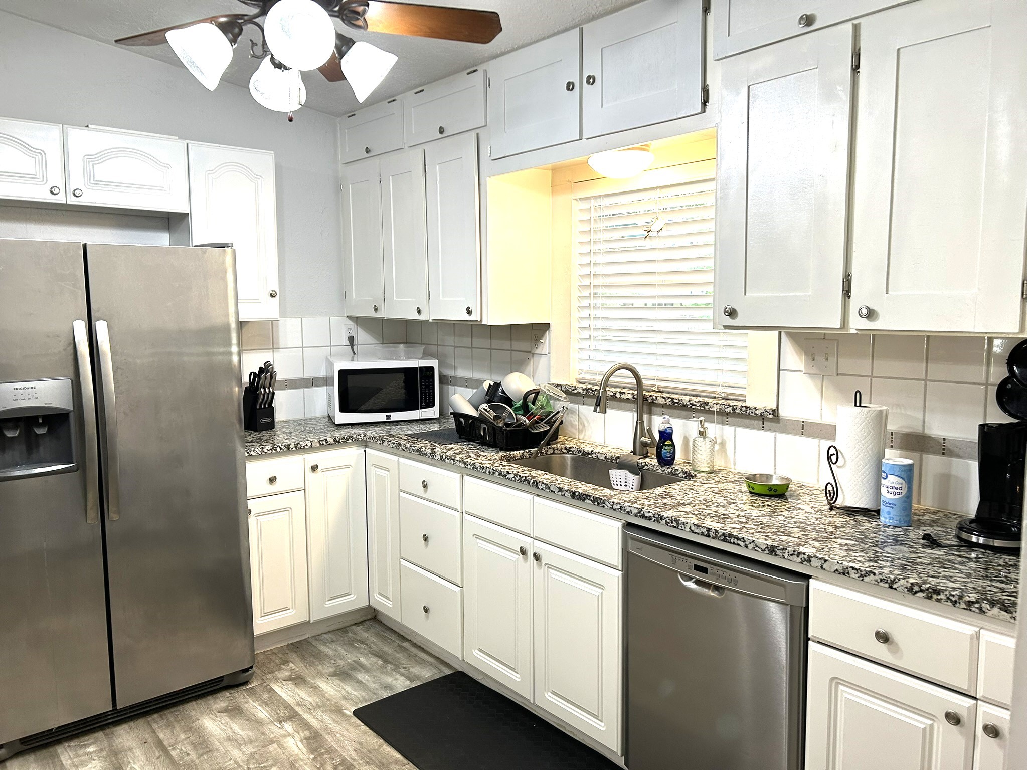 320 Deer Run Road Trinity, TX 75862 - Photo 7 of 50 Updated kitchen