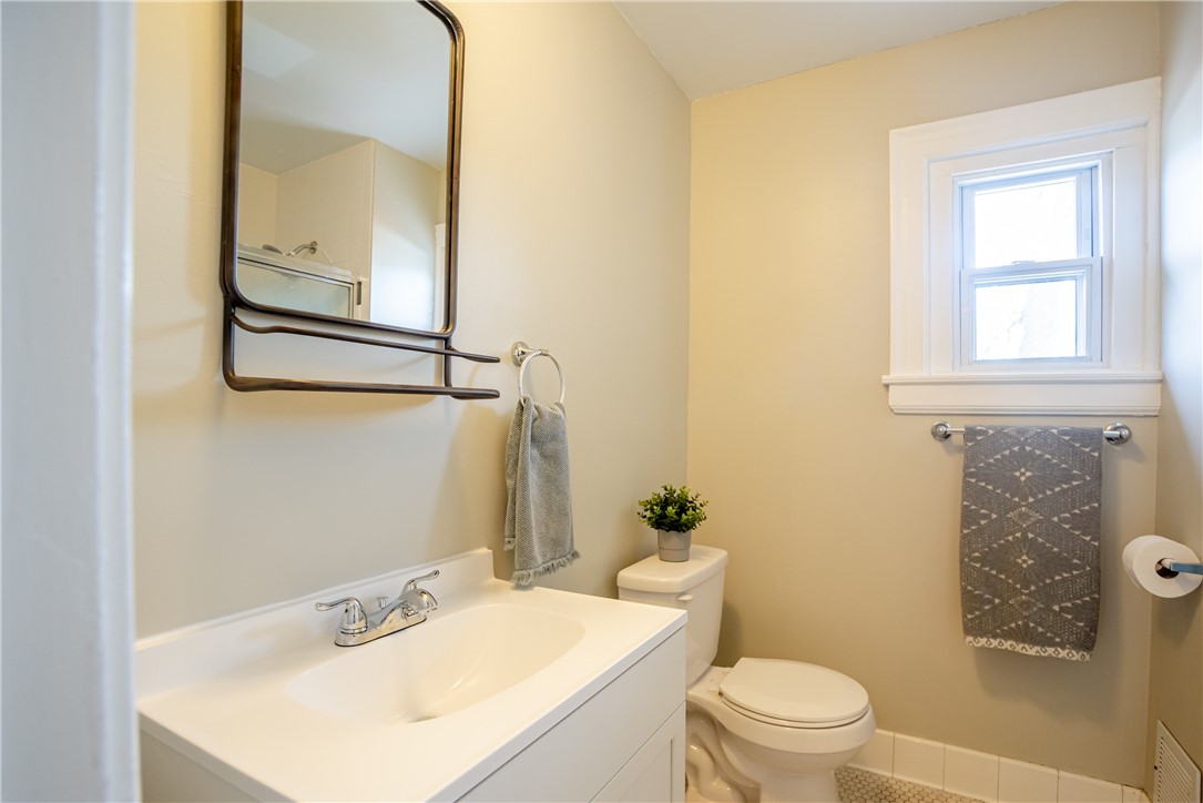 212 Culver Road, Unit 2 Rochester, NY 14607 - Photo 18 of 22 Full Bath #2