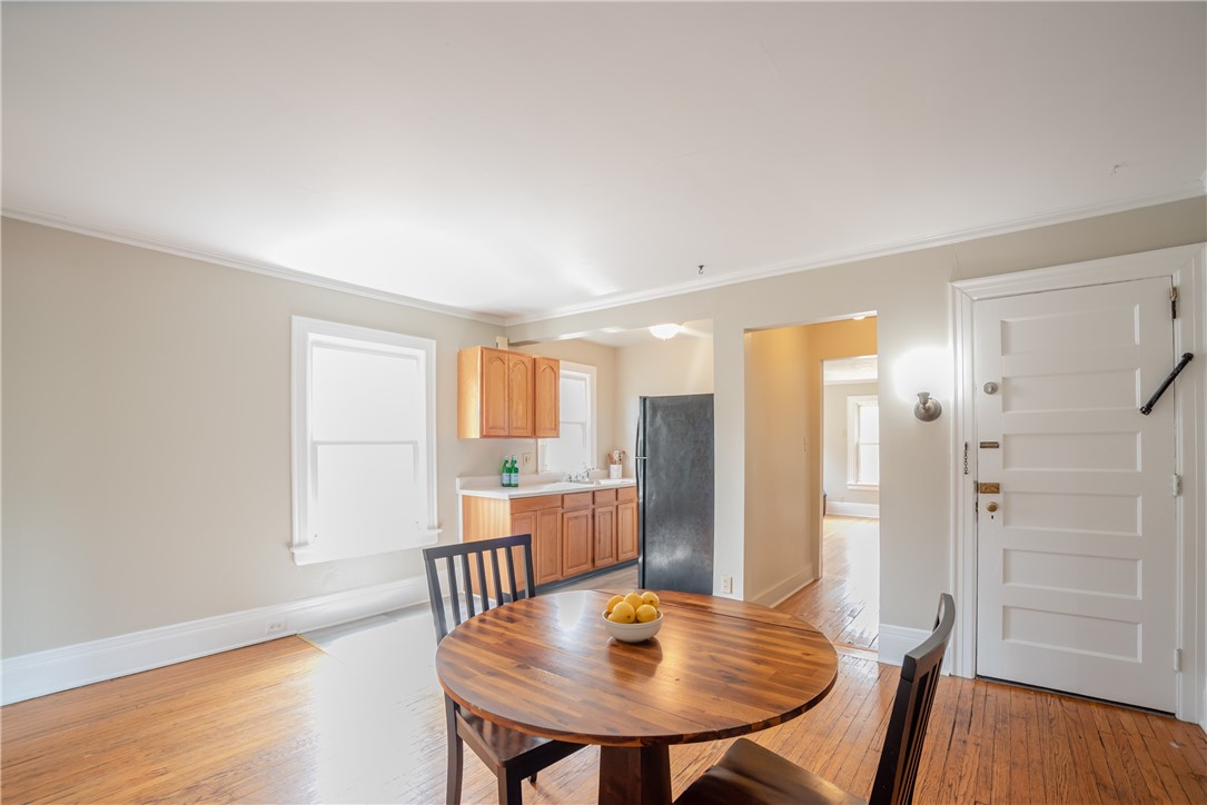 212 Culver Road, Unit 2 Rochester, NY 14607 - Photo 4 of 22 Dining Room/Kitchen