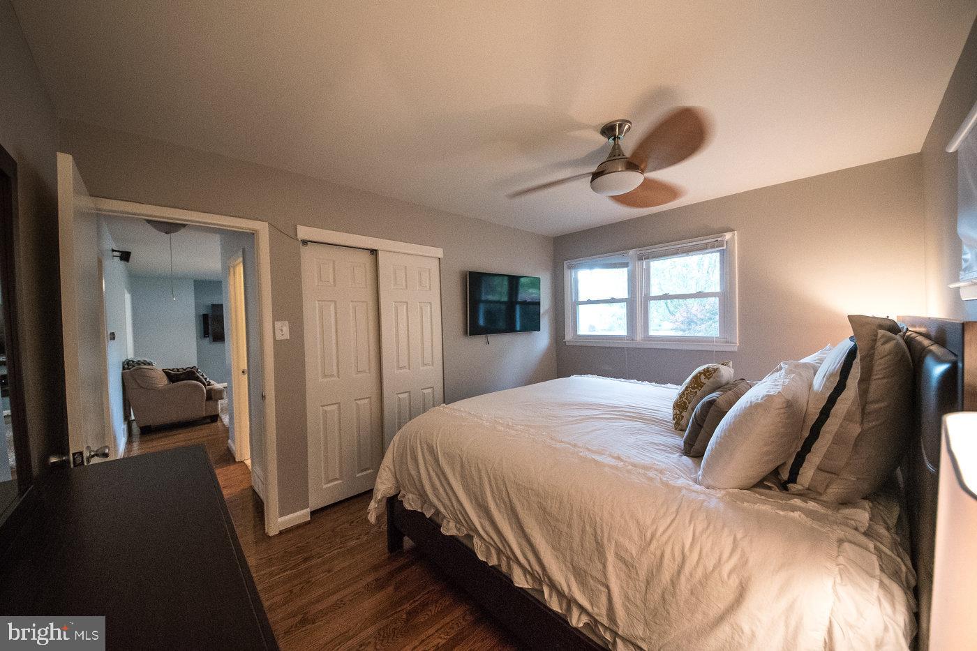 520 Beverly Drive Magnolia, NJ 08049 - Photo 17 of 35