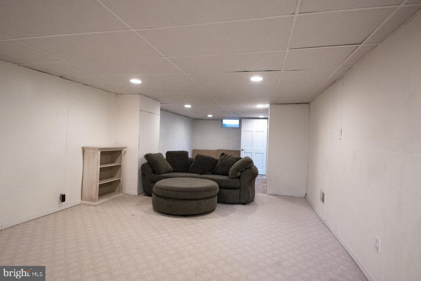 520 Beverly Drive Magnolia, NJ 08049 - Photo 27 of 35