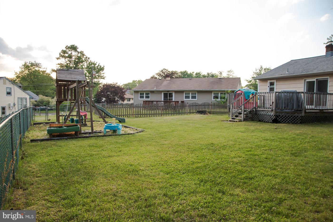 520 Beverly Drive Magnolia, NJ 08049 - Photo 32 of 35