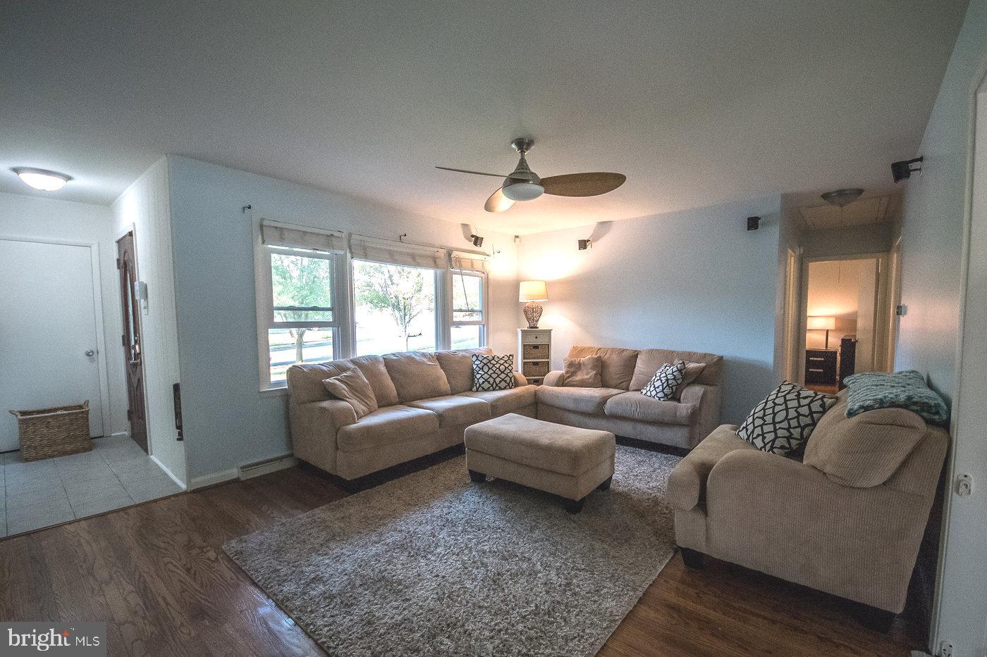 520 Beverly Drive Magnolia, NJ 08049 - Photo 6 of 35