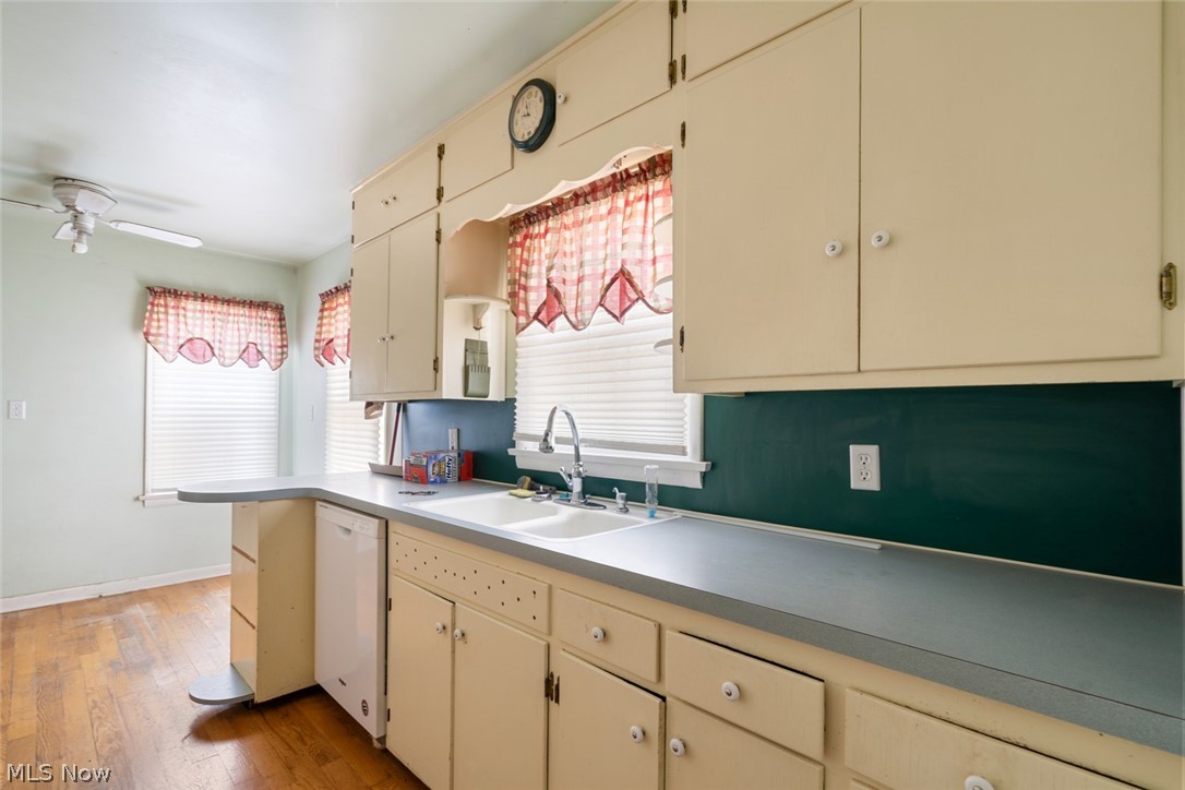 213 Ruch Street Luckey, OH 43443 - Photo 4 of 26