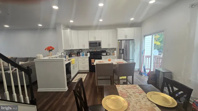 $2,800 | 10004 Tallahassee Place, Waldorf, MD 20603