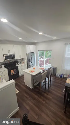 $2,800 | 10004 Tallahassee Place, Waldorf, MD 20603