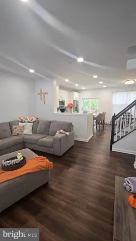 $2,800 | 10004 Tallahassee Place, Waldorf, MD 20603