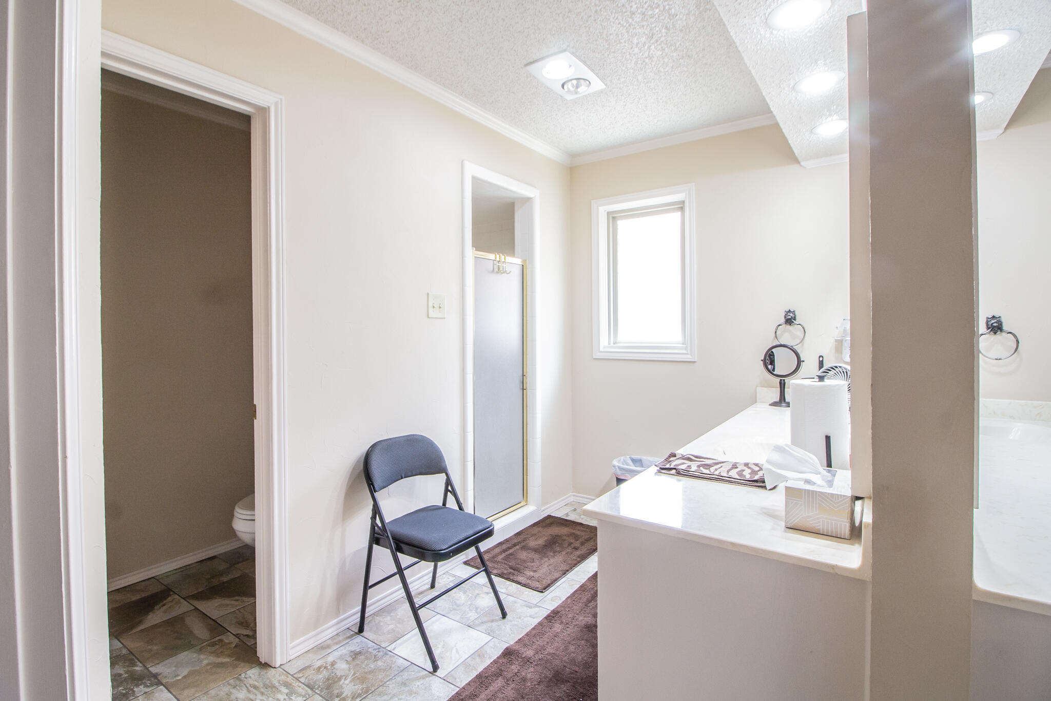 4213 88th Place Lubbock, TX 79423 - Photo 25 of 40 a workspace with furniture and window