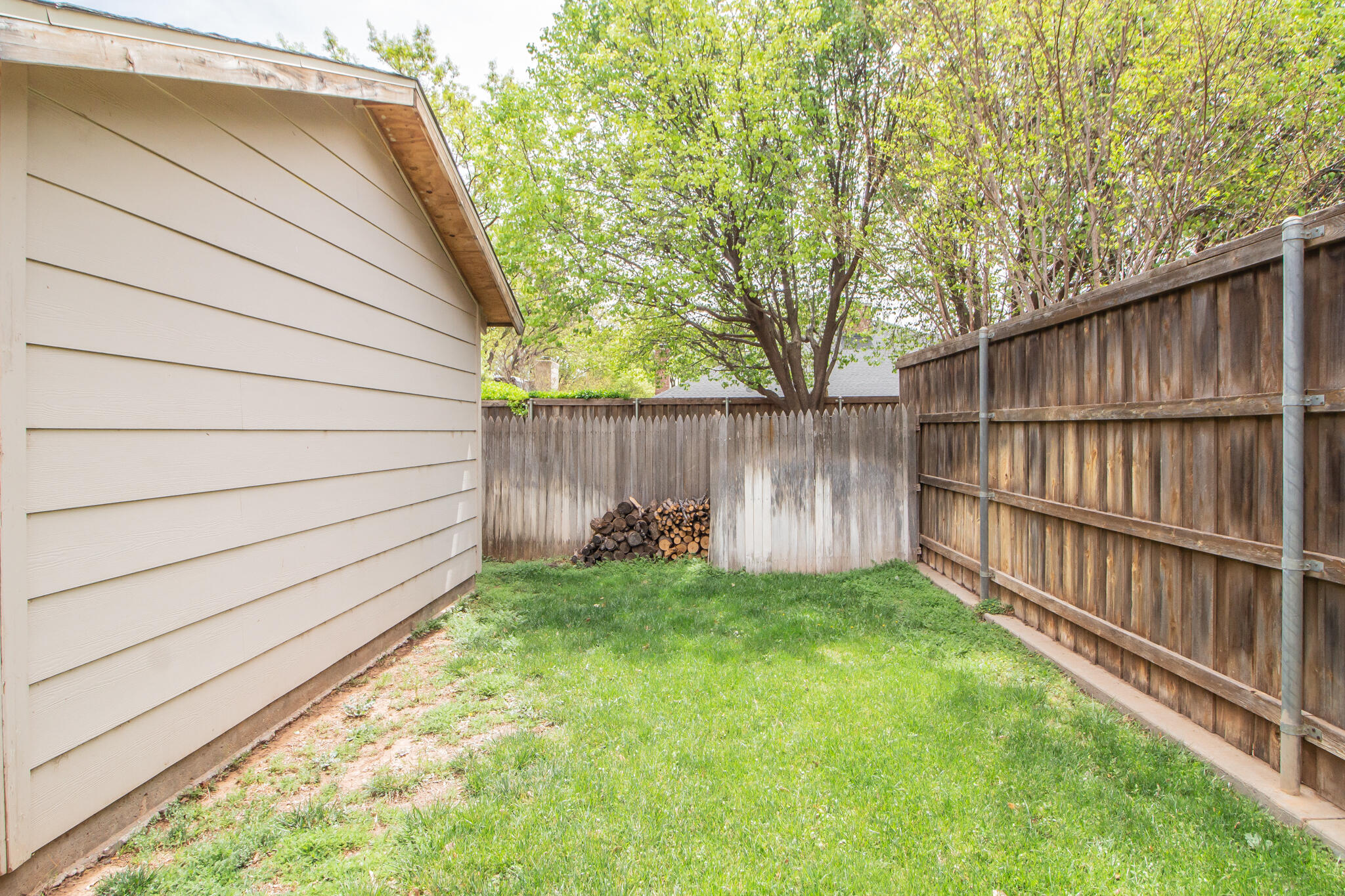 4213 88th Place Lubbock, TX 79423 - Photo 40 of 40 a view of backyard with green space
