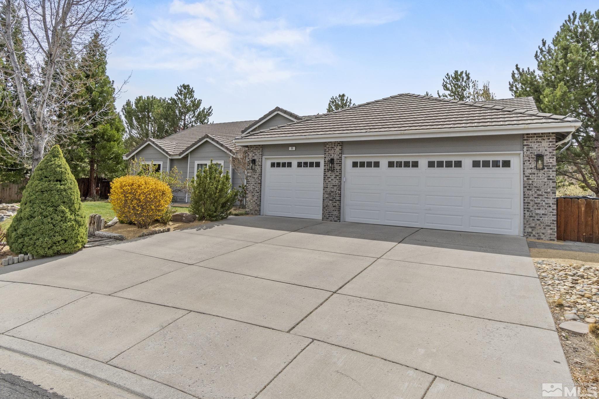 35 Arbor Oak Court Reno, NV 89509 - Photo 8 of 40 Photo 8