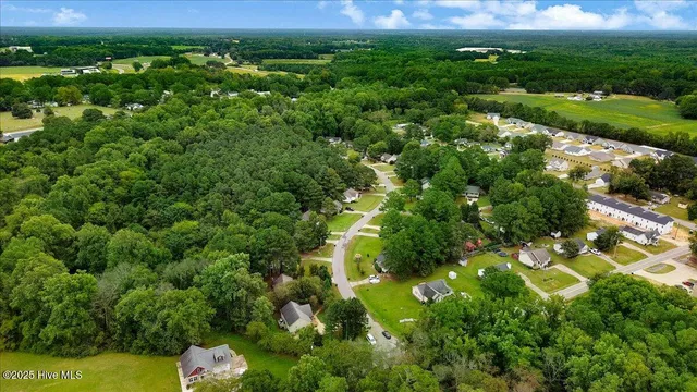 $300,000 | 158 Creekside Drive, Four Oaks, NC 27524