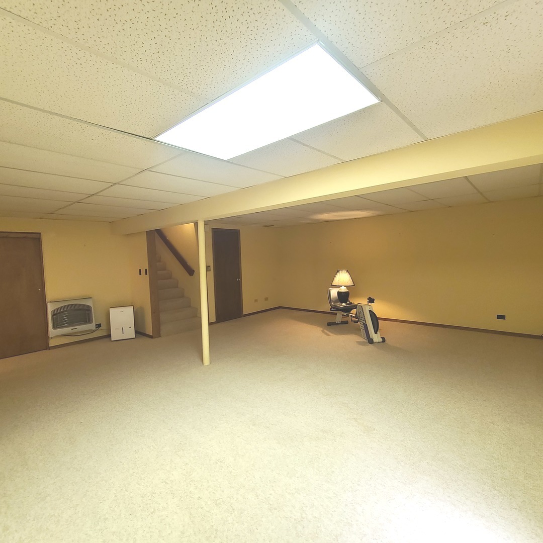 39-w139 Adobe Ridge Elgin, IL 60124 - Photo 19 of 26