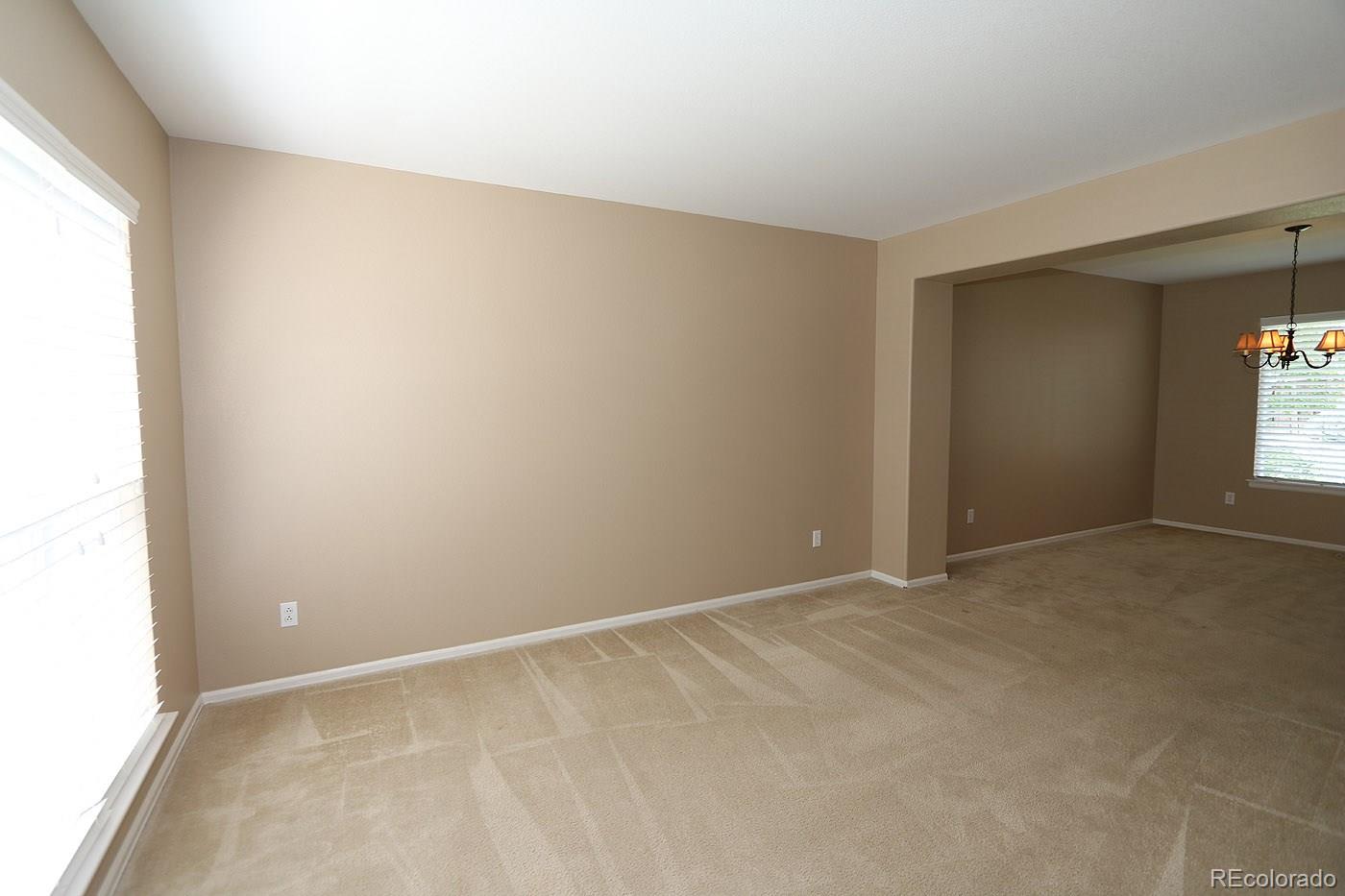 9325 Desert Willow Road Highlands Ranch, CO 80129 - Photo 8 of 25 Gallery Image 8
