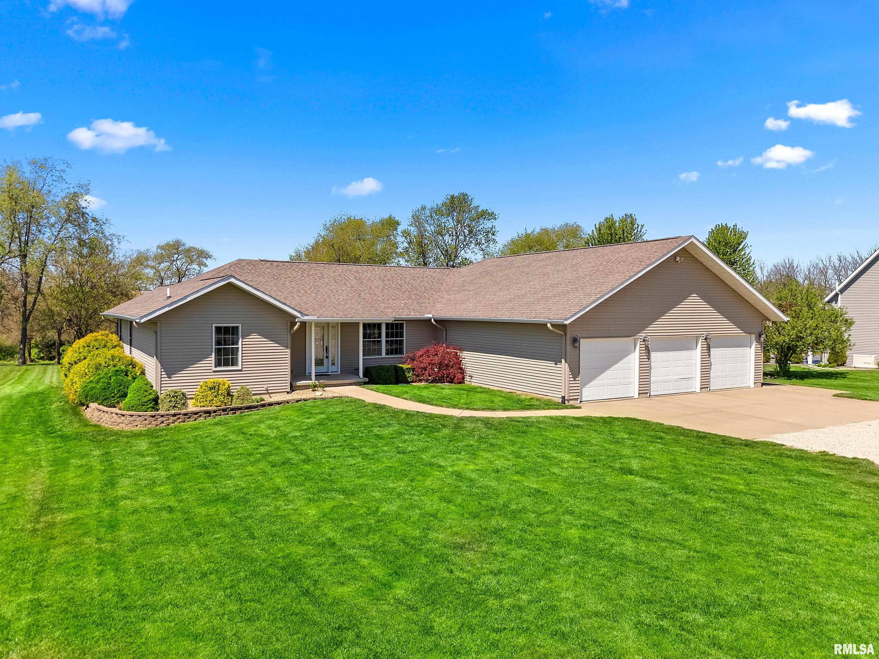 28948 Woodside Drive Canton, IL 61520 - Photo 1 of 54