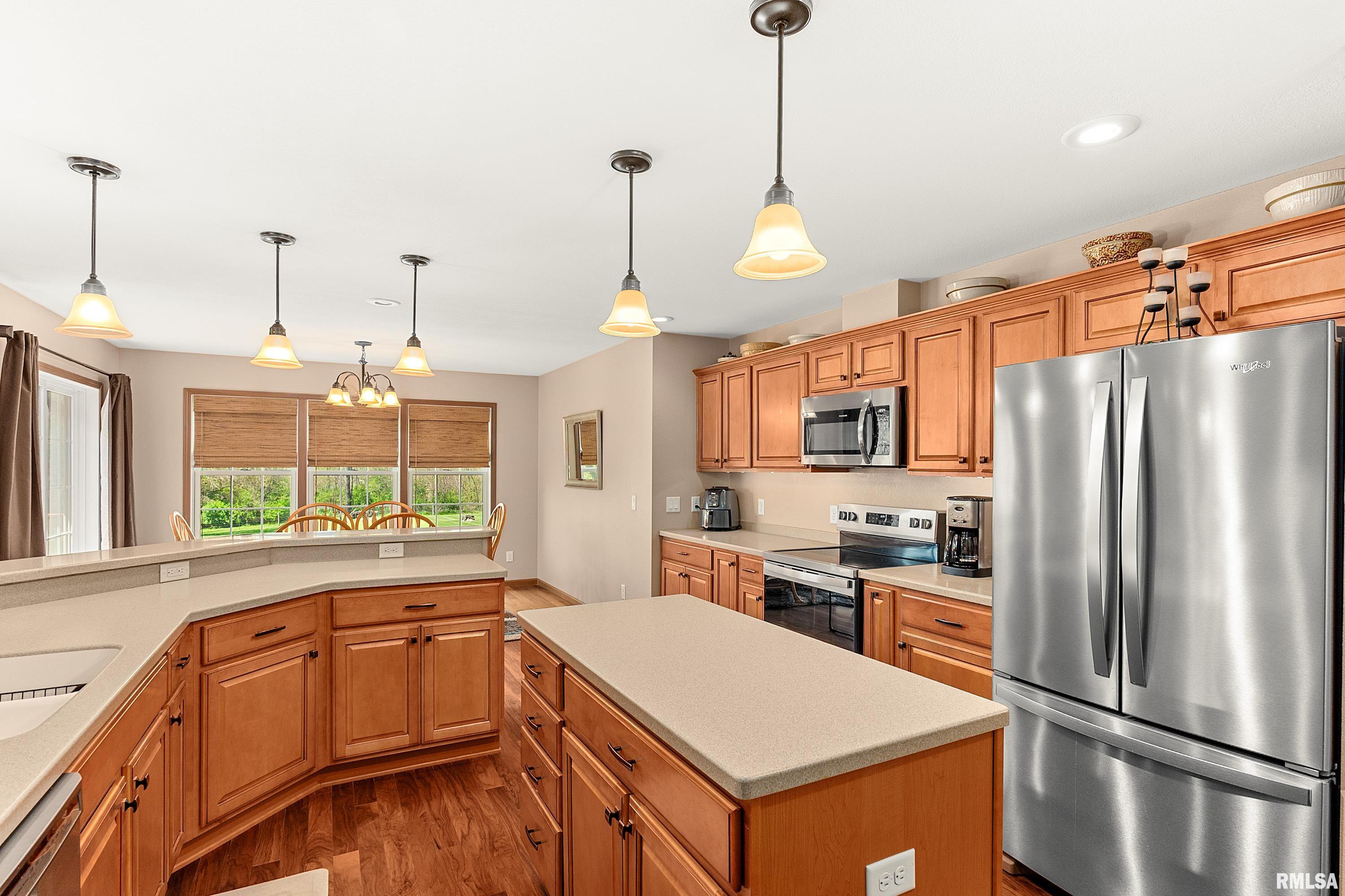 28948 Woodside Drive Canton, IL 61520 - Photo 14 of 54