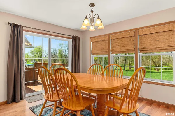 $359,900 | 28948 Woodside Drive, Canton, IL 61520