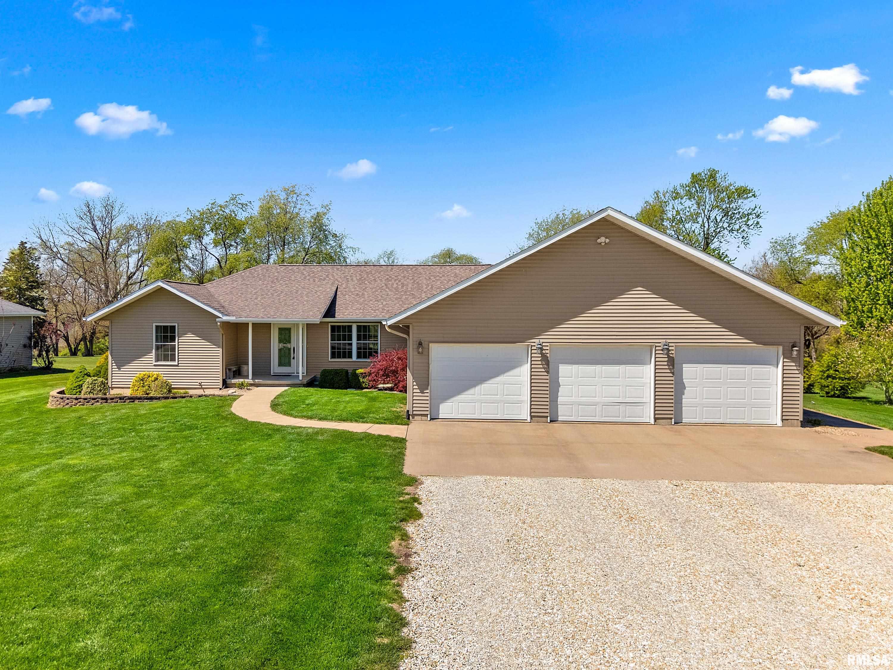28948 Woodside Drive Canton, IL 61520 - Photo 2 of 54