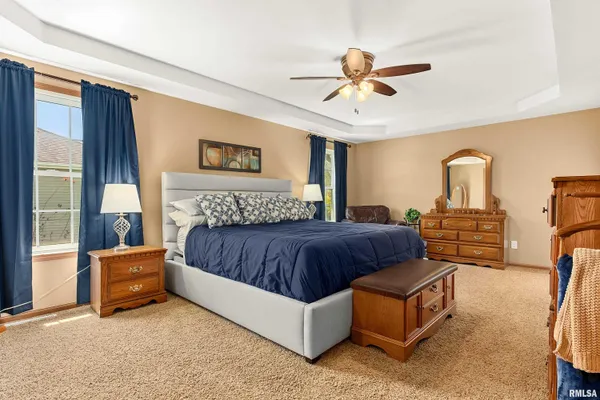 $359,900 | 28948 Woodside Drive, Canton, IL 61520