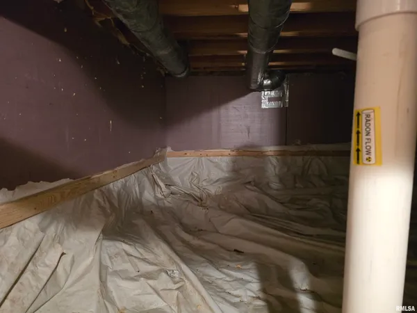 $359,900 | 28948 Woodside Drive, Canton, IL 61520