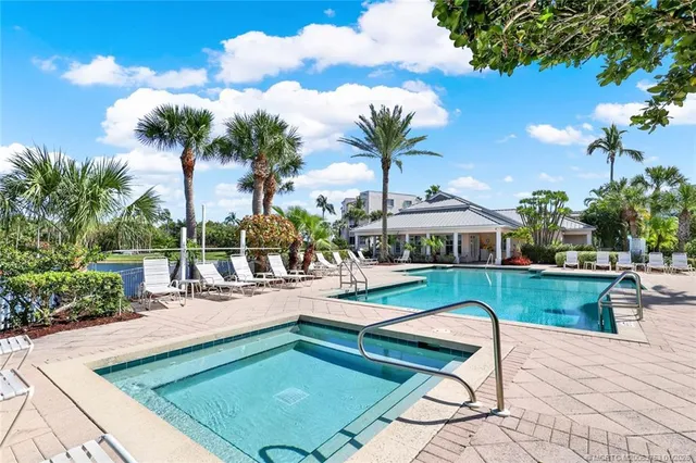$1,100,000 | 5800 Northeast Island Cove Way, Unit 2301, Stuart, FL 34996