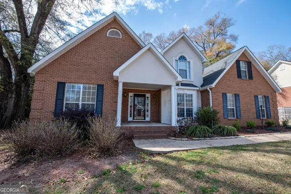 $325,000 | 218 Misty Valley Lane, Bonaire, GA 31005